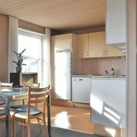 Three-bedroom In Hvide Sande Havrvig